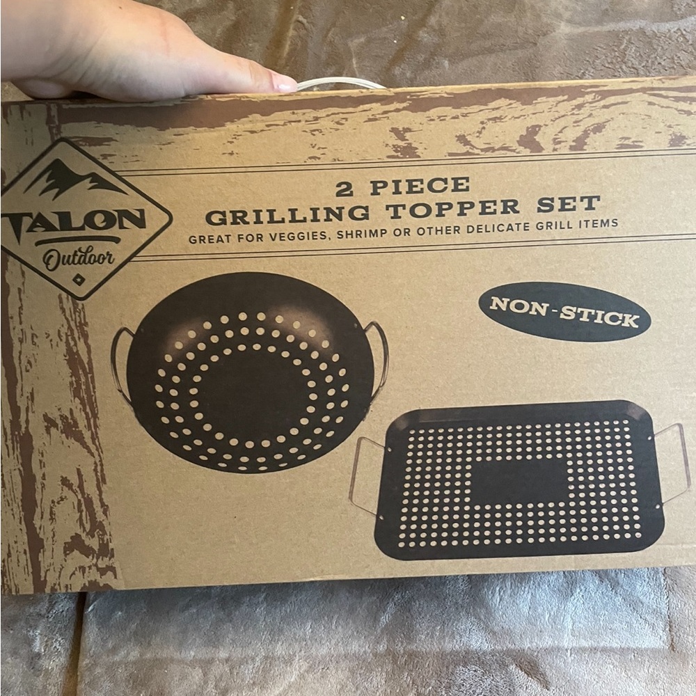 Bqq or charcoal grill to cook vegetables, shrimp & tofu grill topper non stick